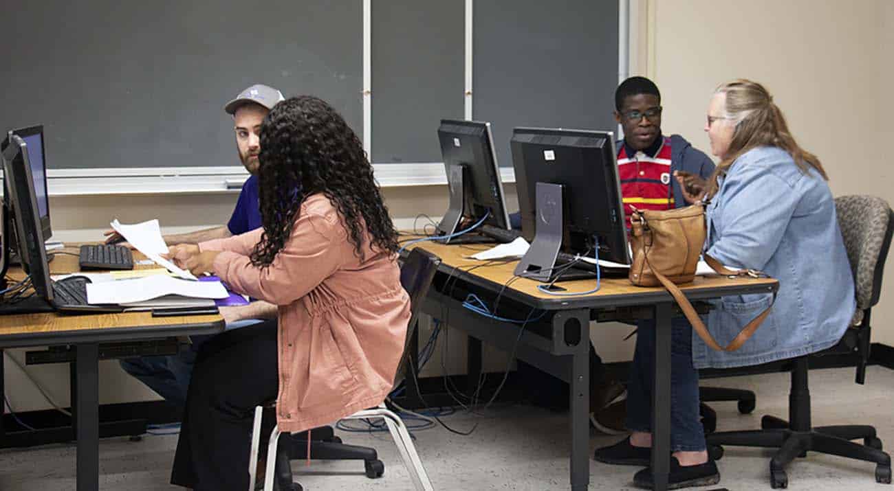 VITA Program Offers Tax Prep and Hands-On Training